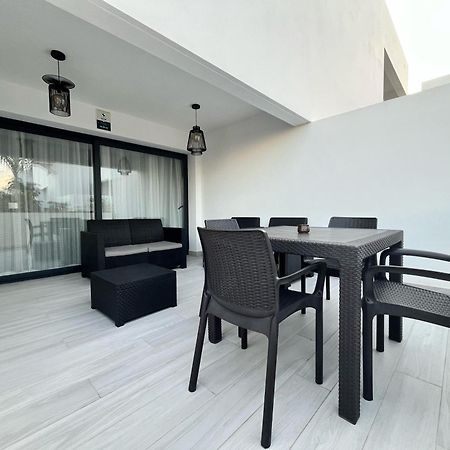 Ftv Holidays Homes - Casa Relan La Oliva Exterior photo